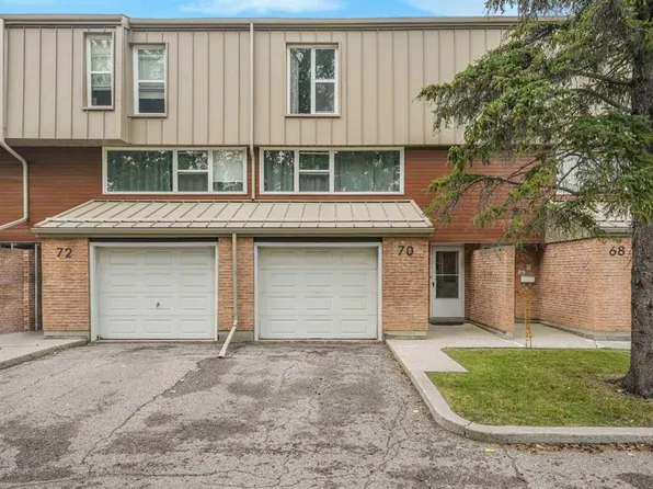 70 E Brae Glen Ln SW, Calgary, AB T2W 1B6
