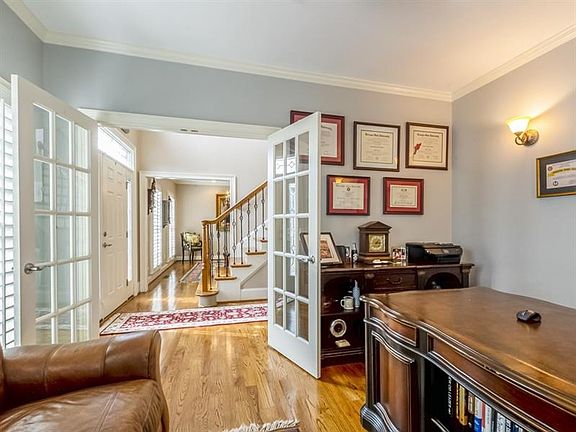 4th image of 630 Hardage Farm Dr