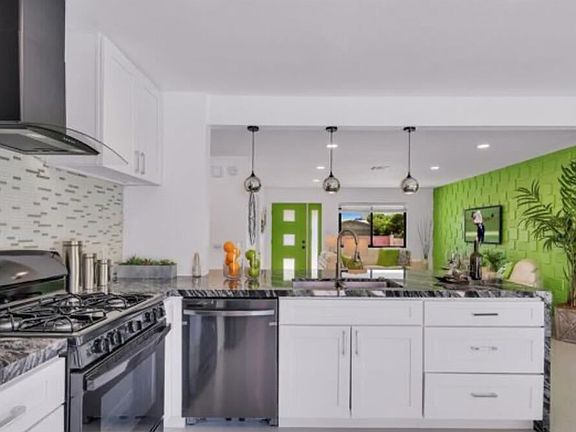5th image of 3009 N Bahada Rd