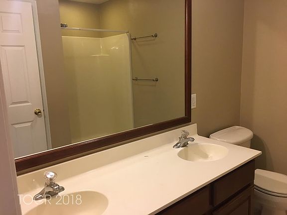 4th image of 75 Carol St APT C