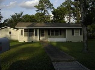 490 Berry Rd, Beaumont, TX 77706