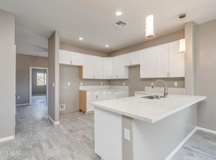 5935 N Placita Arroyo Plana, Tucson, AZ 85742