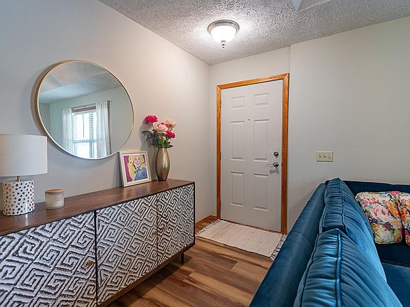 5th image of 3368 W Deerfield Street