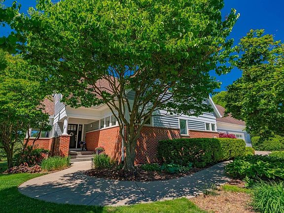 4th image of 5596 Surrey Lane
