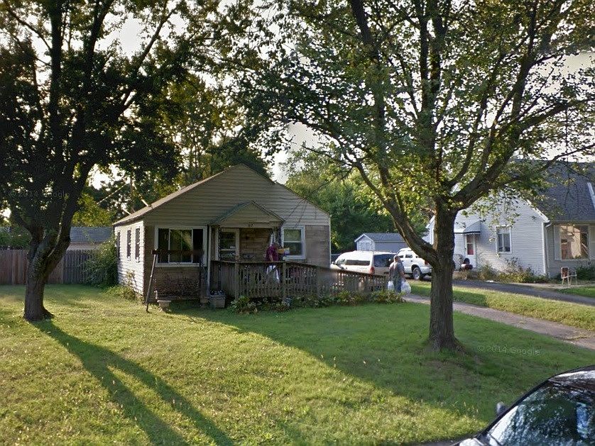 2nd image of 817 S Hampton Rd