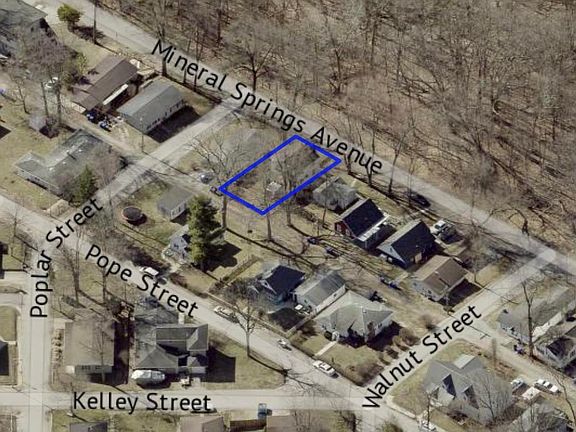 2nd image of 209 Mineral Springs Ave