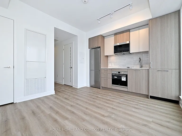 10 Oak St #1510 — Photo 13