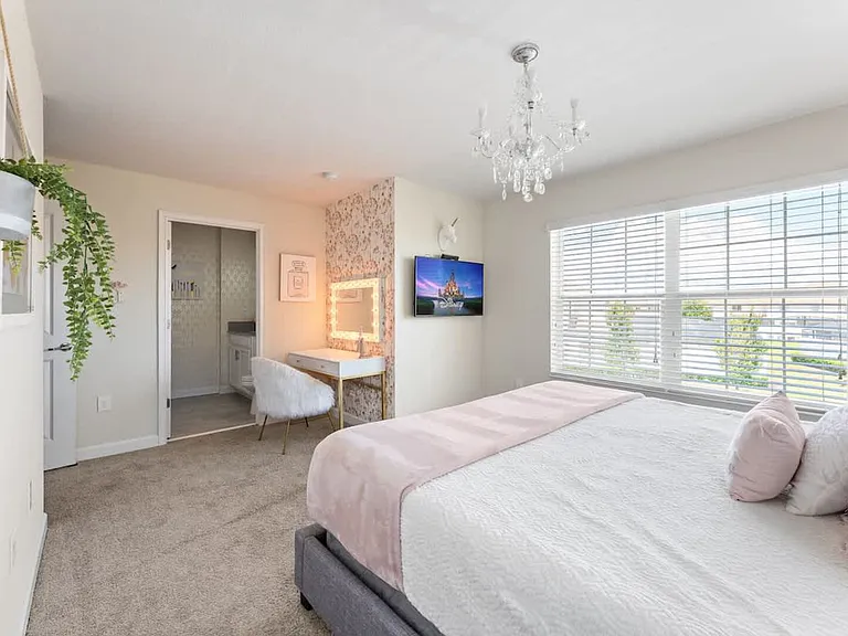 Romeo Cir — Photo 32