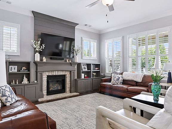 5th image of 2720 Hatteras Ct