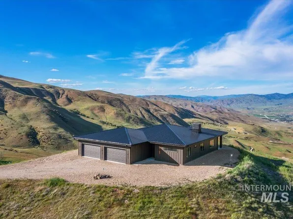 32 Sydney Dr, Horseshoe Bend, ID 83629