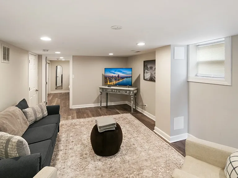 305 W Park Ave #1 — Photo 45