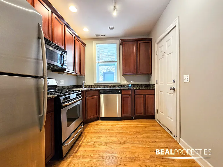 3244-54 N Clifton Ave — Photo 13