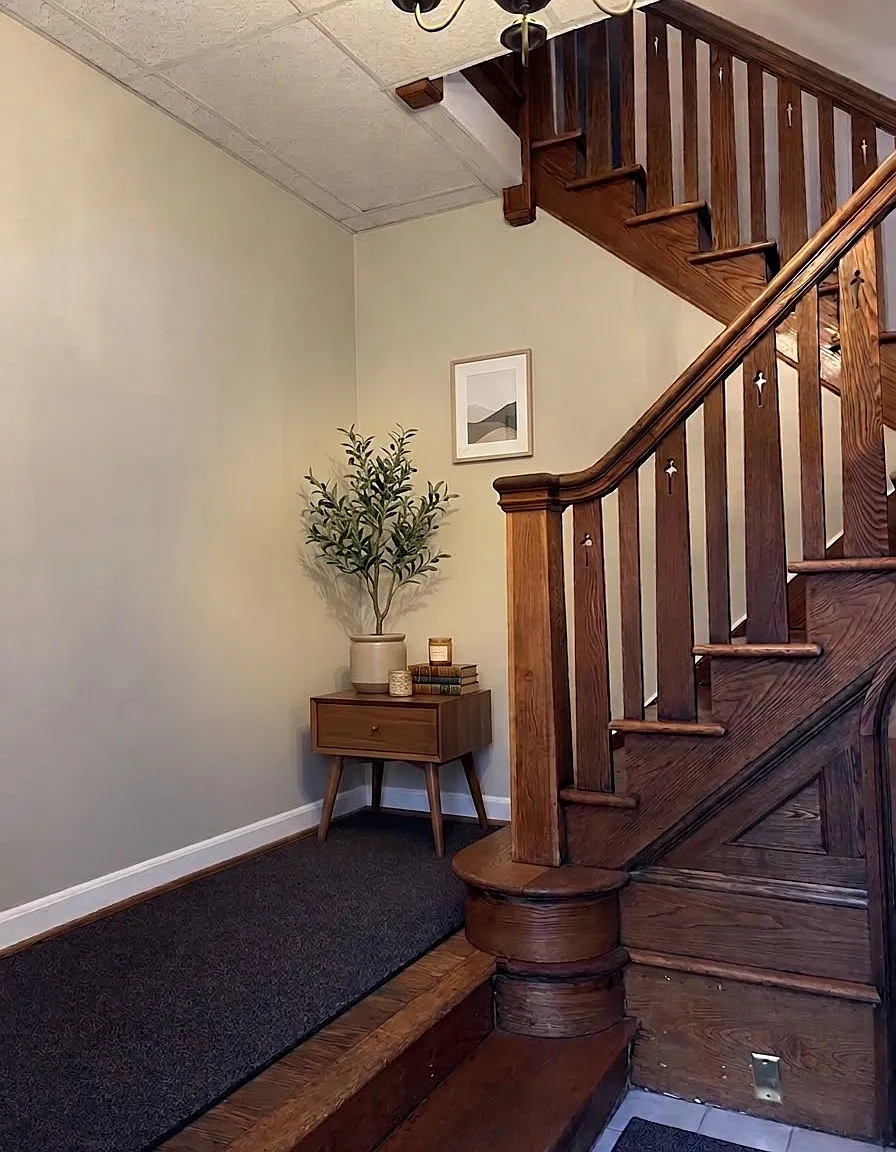 2 bed, 1374 sqft, $1,600 — Photo 2