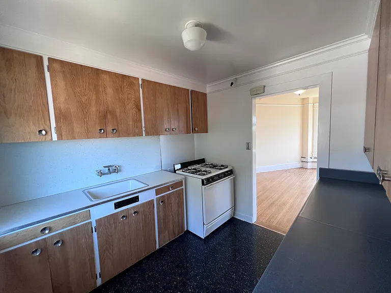 The Kinnear — Photo 5
