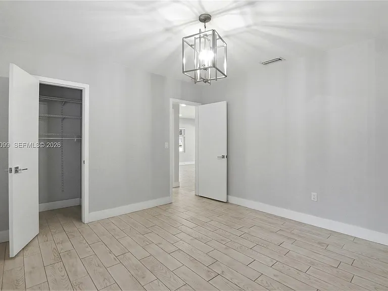 6511 SW 44th St — Photo 23