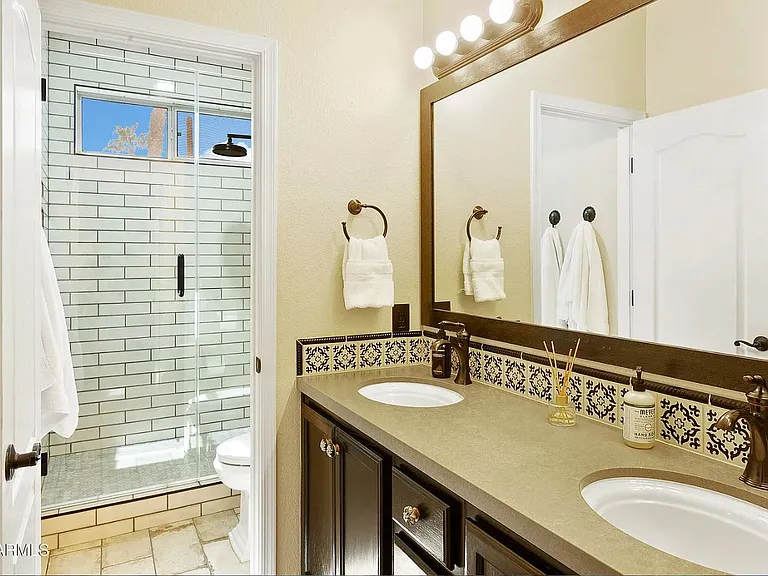 1629 W Glenhaven Dr — Photo 10