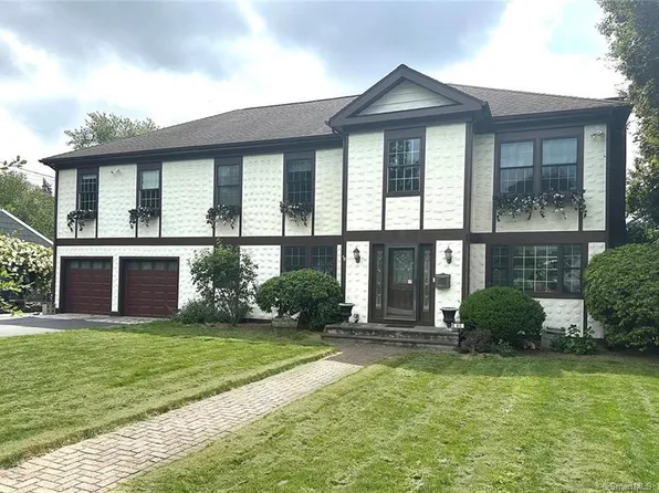 83 Alberta Street, Fairfield, CT 06825