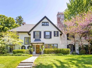 30 Beverly Rd, Grosse Pointe Farms, MI 48236