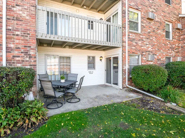 4316 W Shamrock Ln APT 1C, McHenry, IL 60050