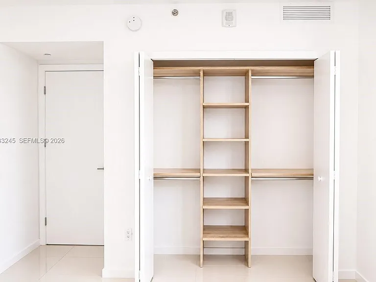5300 Paseo Dr #1701 — Photo 27