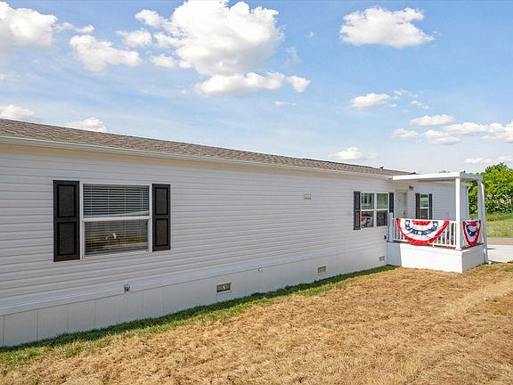 Exterior Image-1-Clayton JW81 Holiday Village