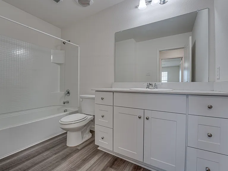 767 Camden Dr — Photo 21