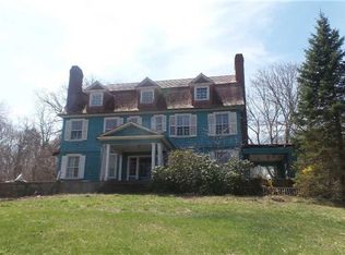 106 Briarcliff Rd, Shoreham, NY 11786