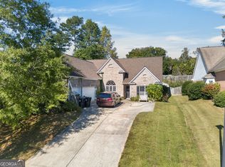 93 Bent Ridge Dr, Dawsonville, GA 30534