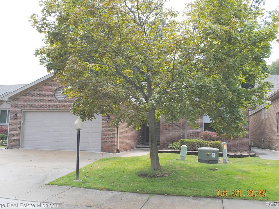 1st image of 380 Walnut Dr
