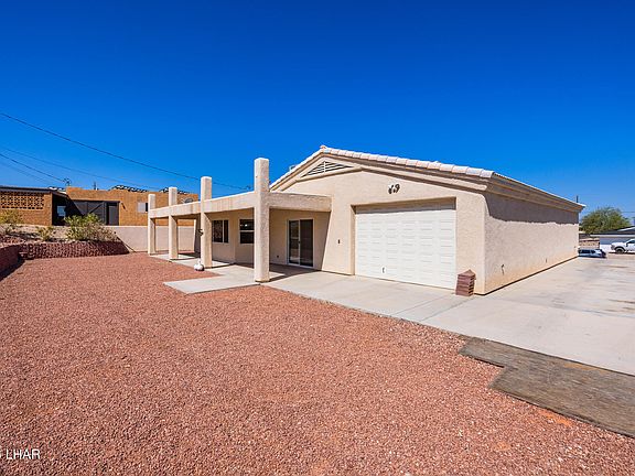 3rd image of 3028 Saddleback Dr