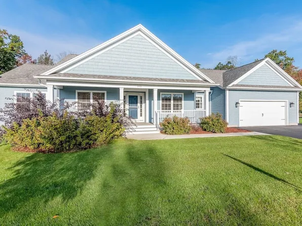 303 Anna's Court, Colchester, VT 05446