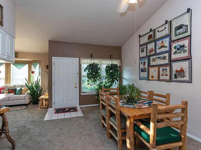 111 Iveystone Ct — Photo 3