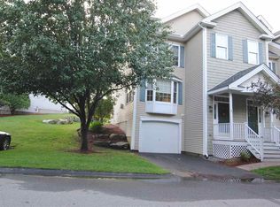 45 Georgetown Dr, Nashua, NH 03062