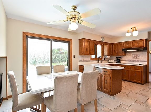 4th image of 13635 Arrowhead Ct
