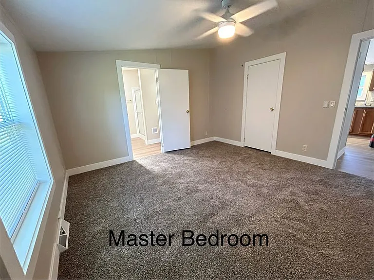 852 Charles Rd — Photo 17