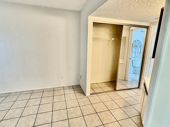 5th image of 915 Sonesta Ave NE APT 102