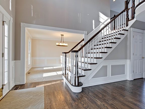 4th image of 21416 W Prescott Ct