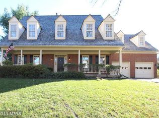 513 Meade Dr SW, Leesburg, VA 20175