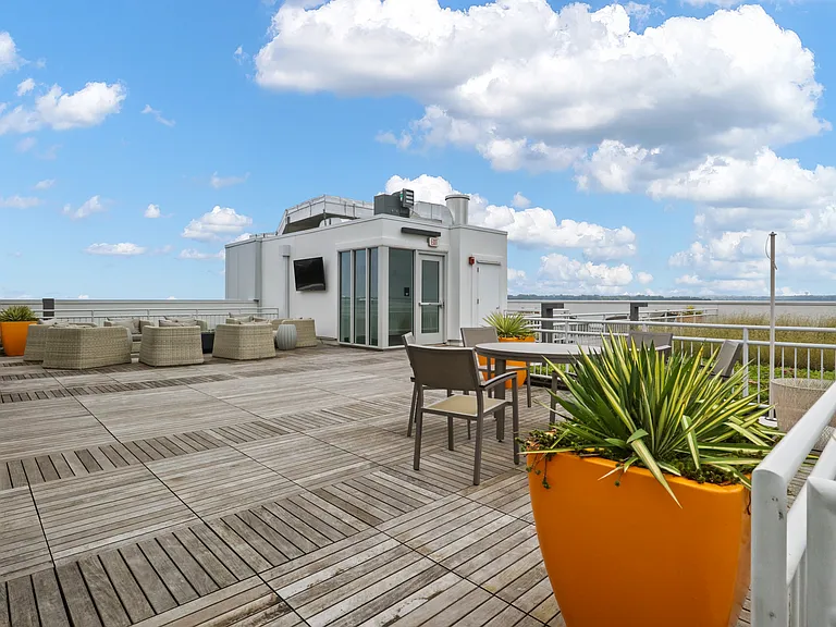 925 N Fairfax St #311 — Photo 28