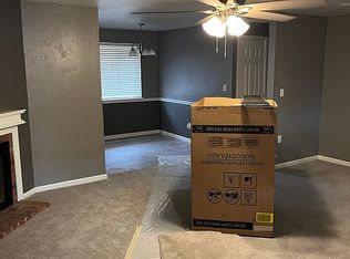 705 SW 3rd St, Moore, OK 73160