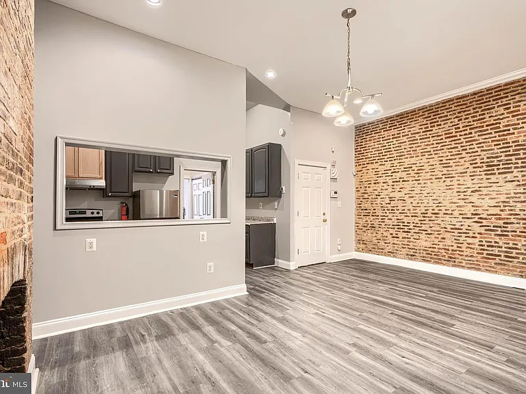 1524 Madison Ave #1 — Photo 13