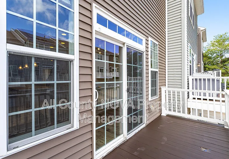2908 Pinebrook Rd — Photo 27