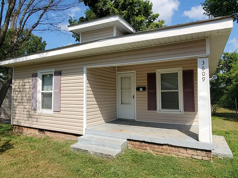 3609 Busic Ave — Photo 2