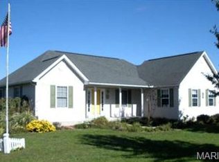14 Highland Dr, Cuba, MO 65453