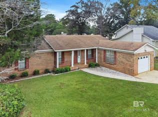 111 Fernwood Cir, Daphne, AL 36526