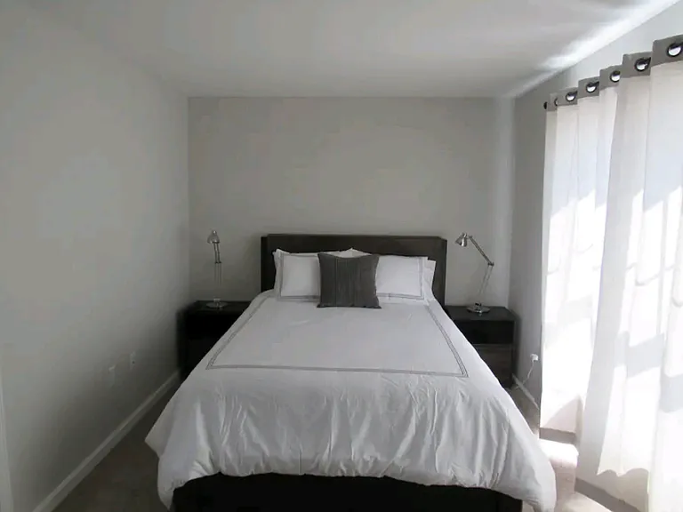 142 W Daggett St #4 — Photo 9
