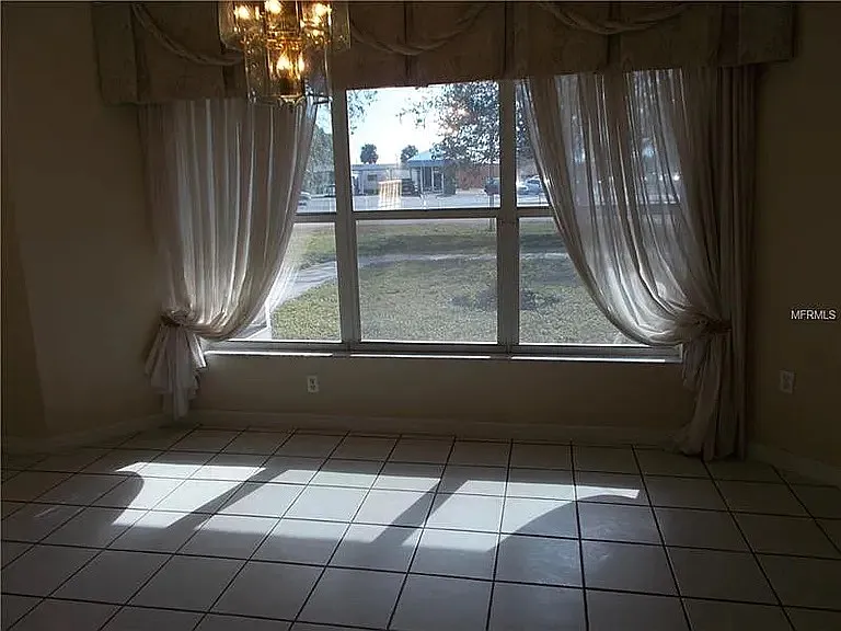 717 Gulf Coast Blvd — Photo 3