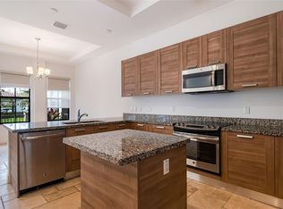 8465 NW 51st Ter, Doral, FL 33166