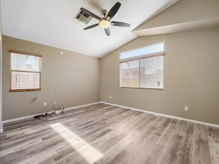 5900 Round Castle St — Photo 13