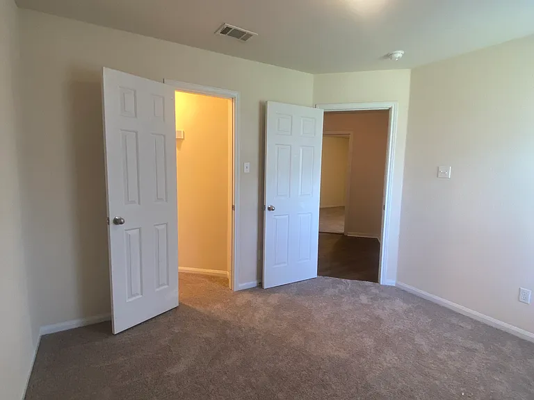 6004 Cobalt Ln — Photo 32